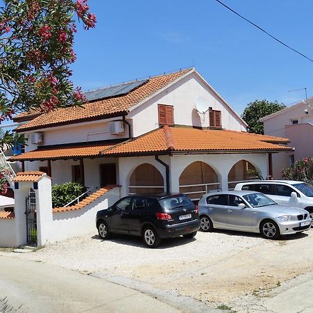 Apartments Kornati Ždrelac Екстериор снимка