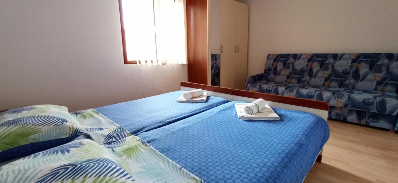 Apartments Kornati Ždrelac Екстериор снимка