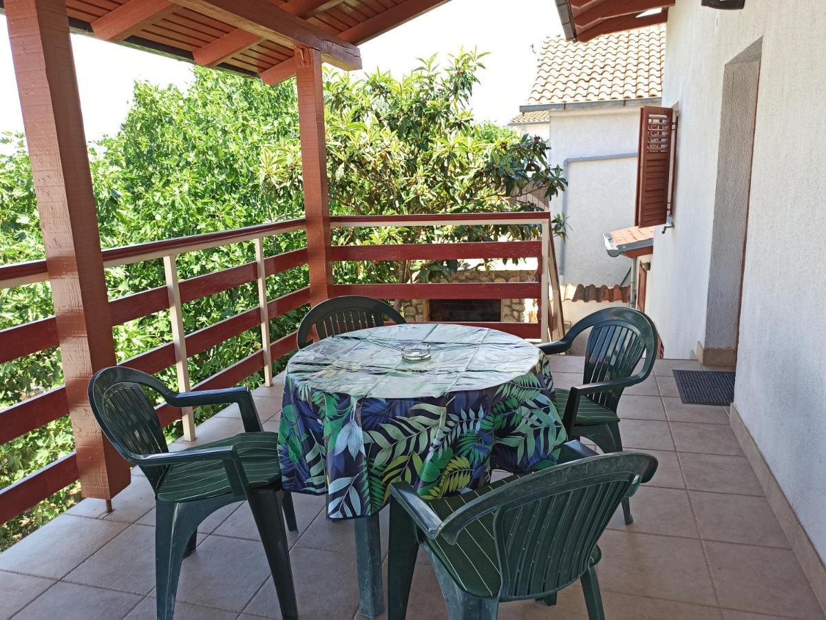 Apartments Kornati Ždrelac Екстериор снимка