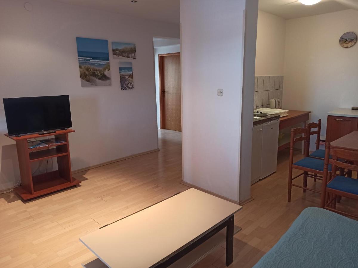 Apartments Kornati Ždrelac Екстериор снимка
