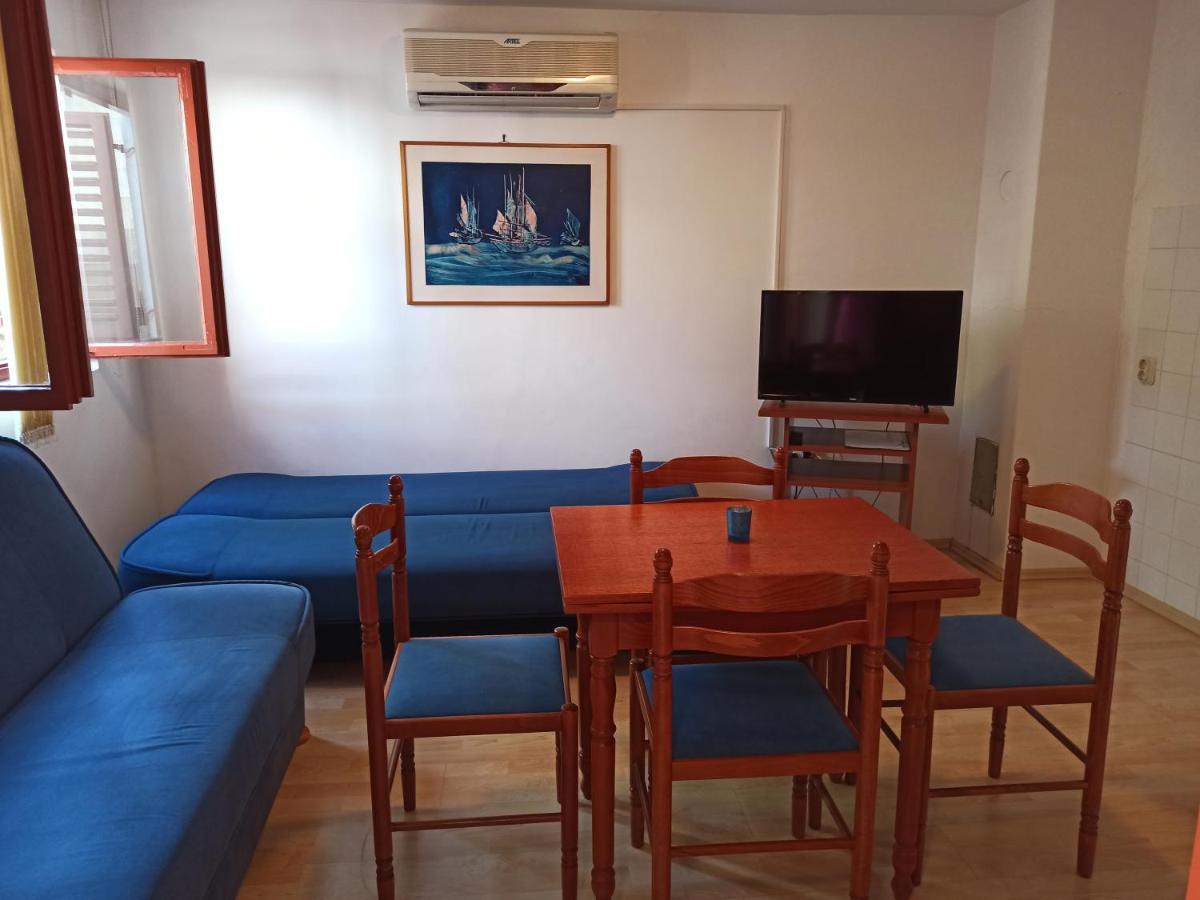 Apartments Kornati Ždrelac Екстериор снимка
