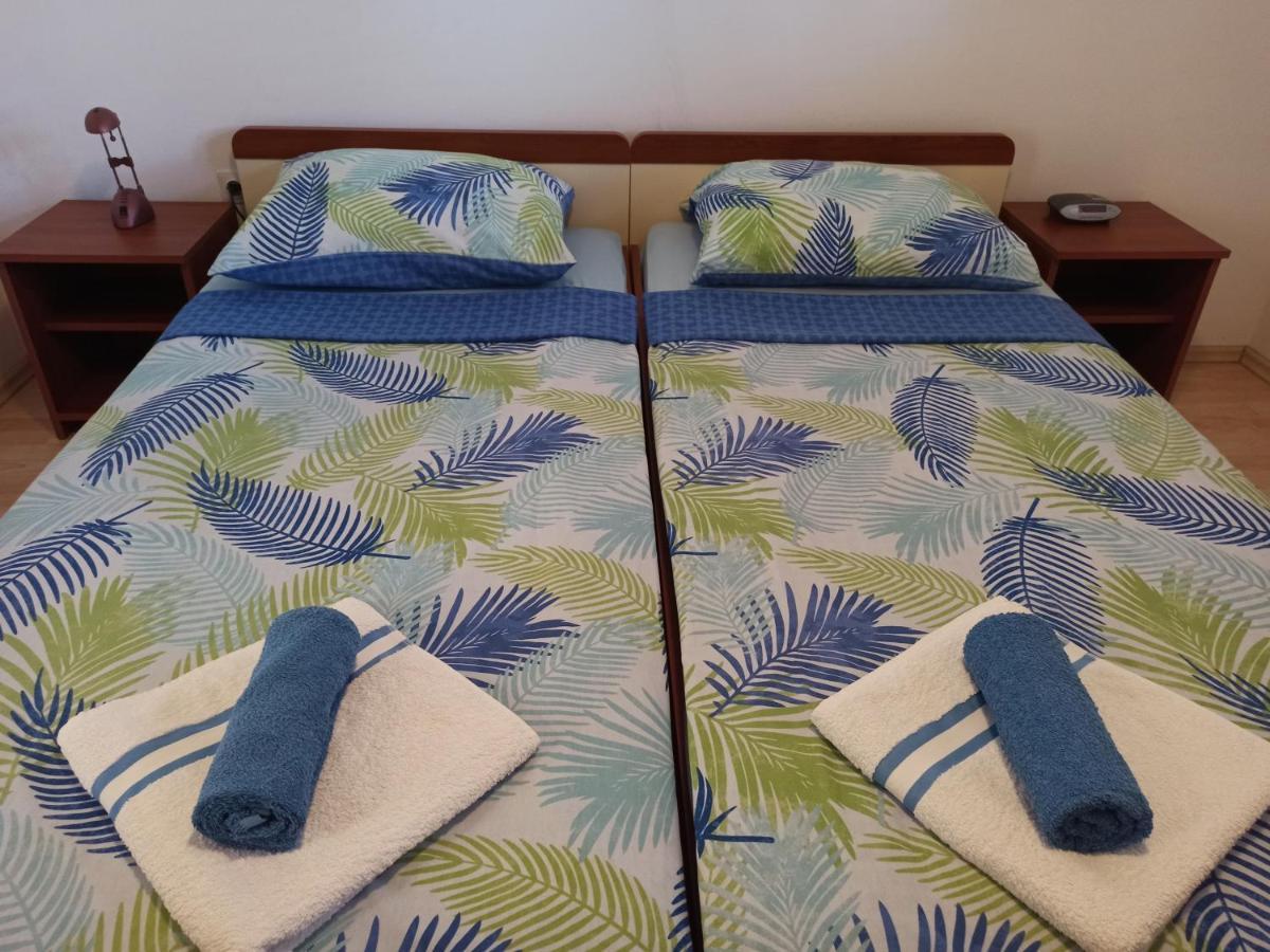 Apartments Kornati Ždrelac Екстериор снимка