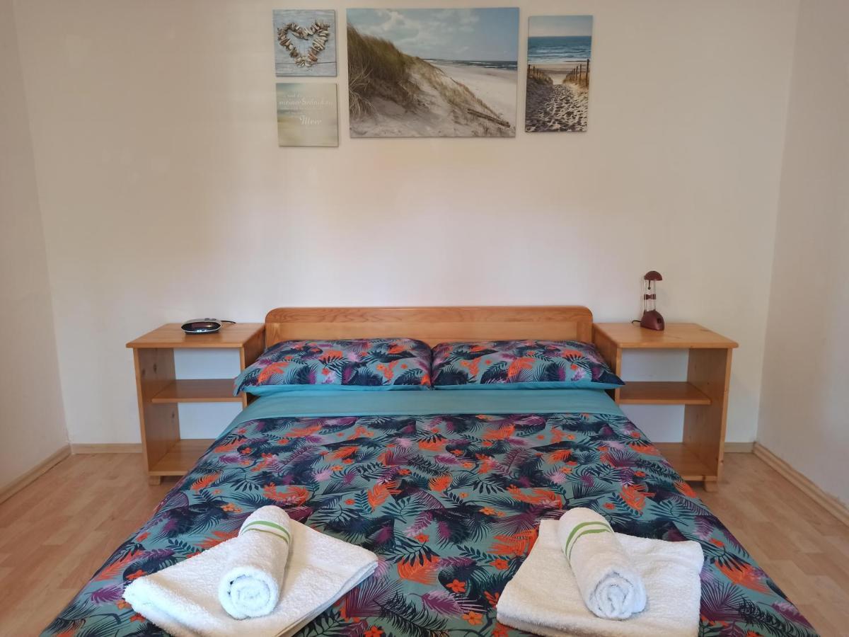Apartments Kornati Ždrelac Екстериор снимка