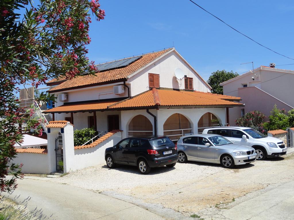Apartments Kornati Ždrelac Екстериор снимка